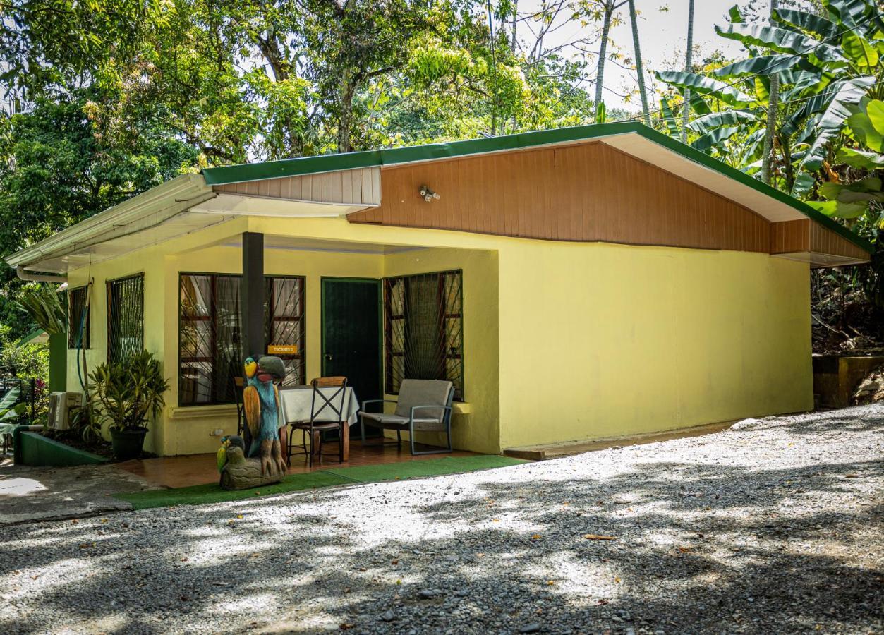 Casa Tucanes Manuel Antonio Exteriör bild