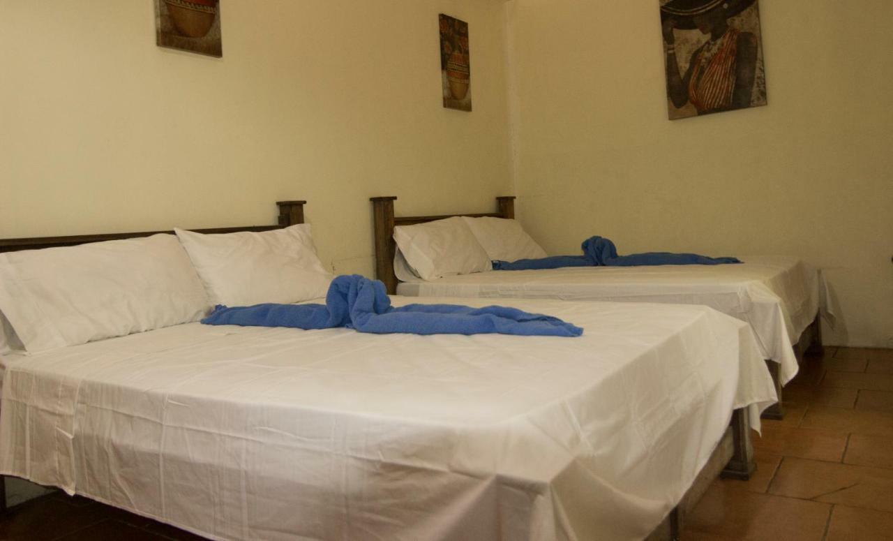 Casa Tucanes Manuel Antonio Exteriör bild